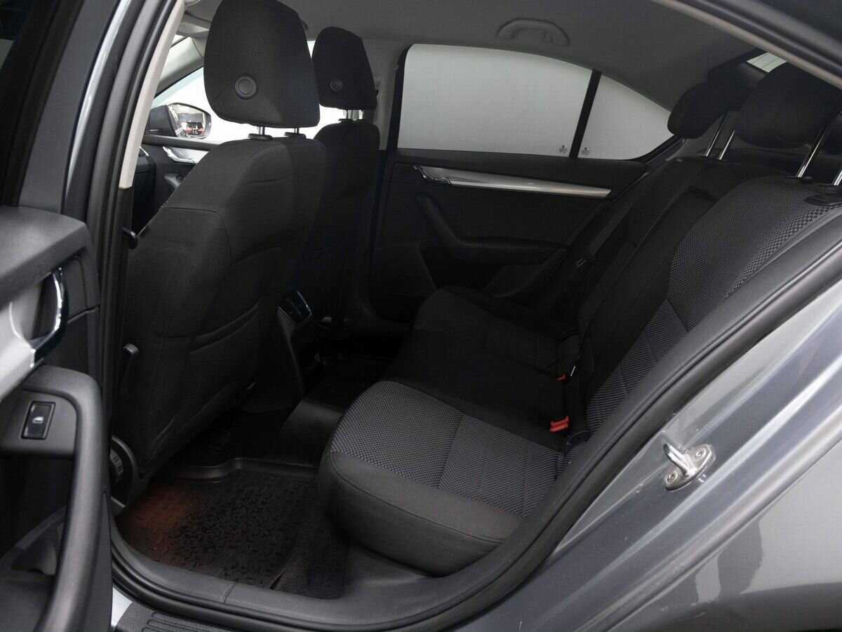 Купить Skoda Octavia, 2013, 265 000 км, фото №11