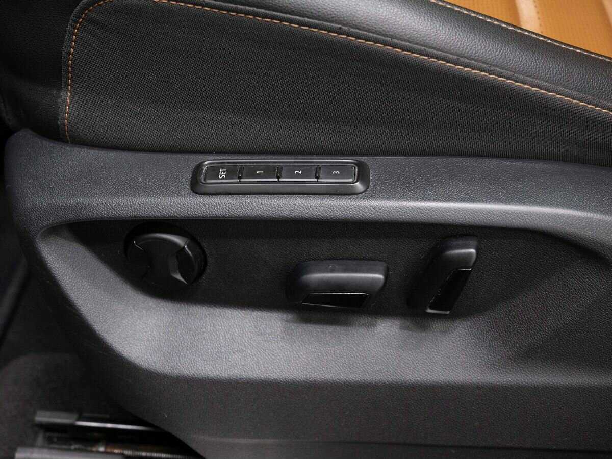 Купить Volkswagen Teramont, 2018, 148 215 км, фото №18