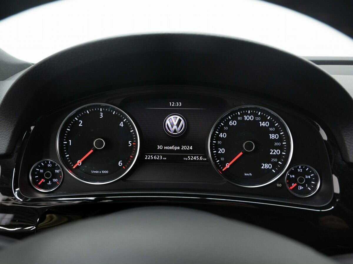 Купить Volkswagen Touareg, 2017, 225 622 км, фото №18