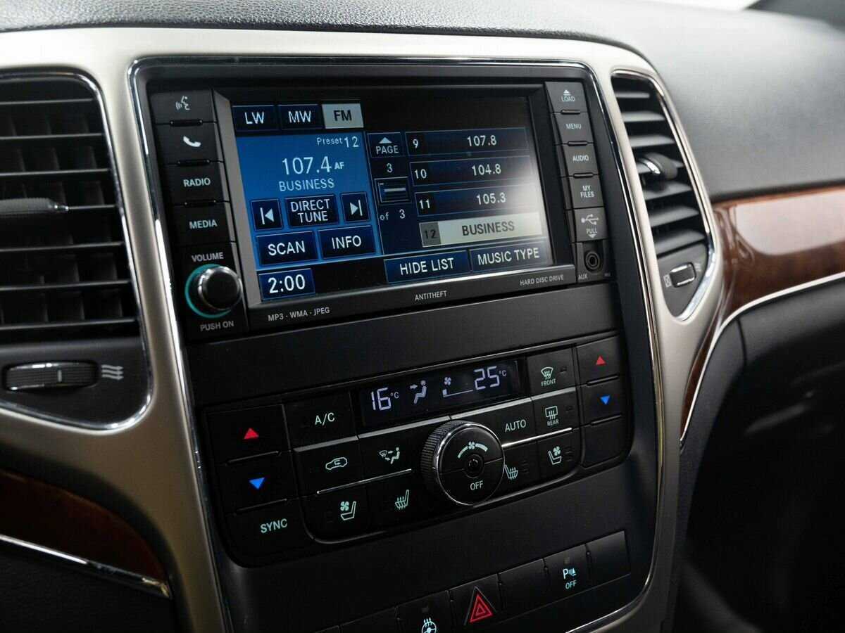 Купить Jeep Grand Cherokee, 2010, 312 130 км, фото №24