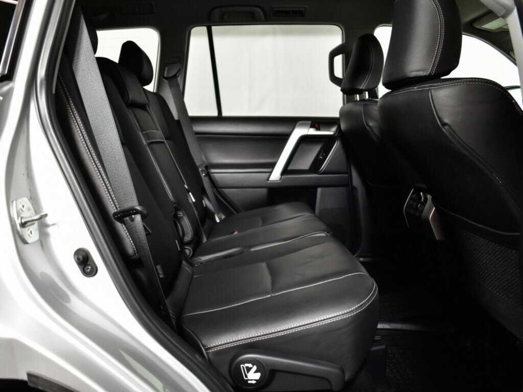 Купить Toyota Land Cruiser Prado, 2018, 63 362 км, фото №8