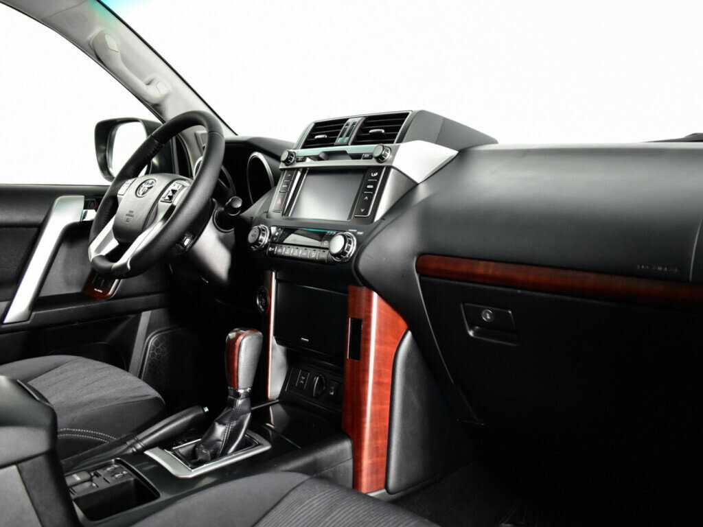 Купить Toyota Land Cruiser Prado, 2017, 119 322 км, фото №9