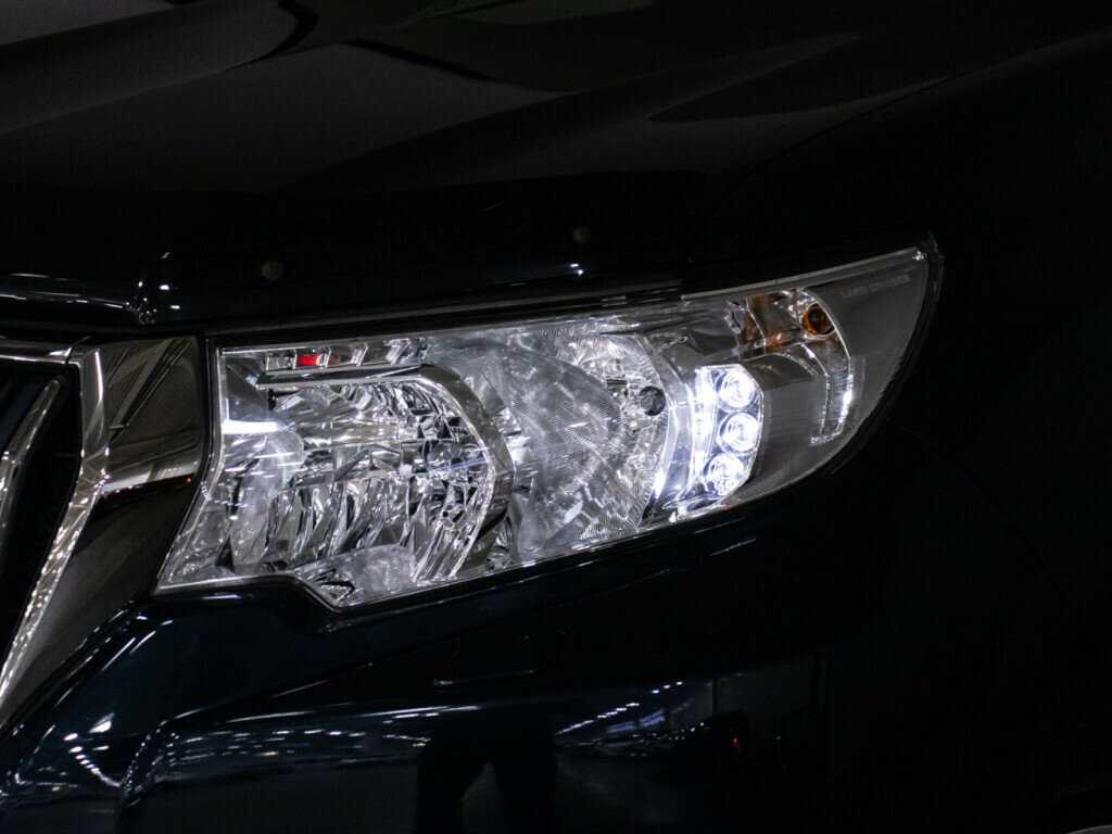 Купить Toyota Land Cruiser Prado, 2019, 24 641 км, фото №25