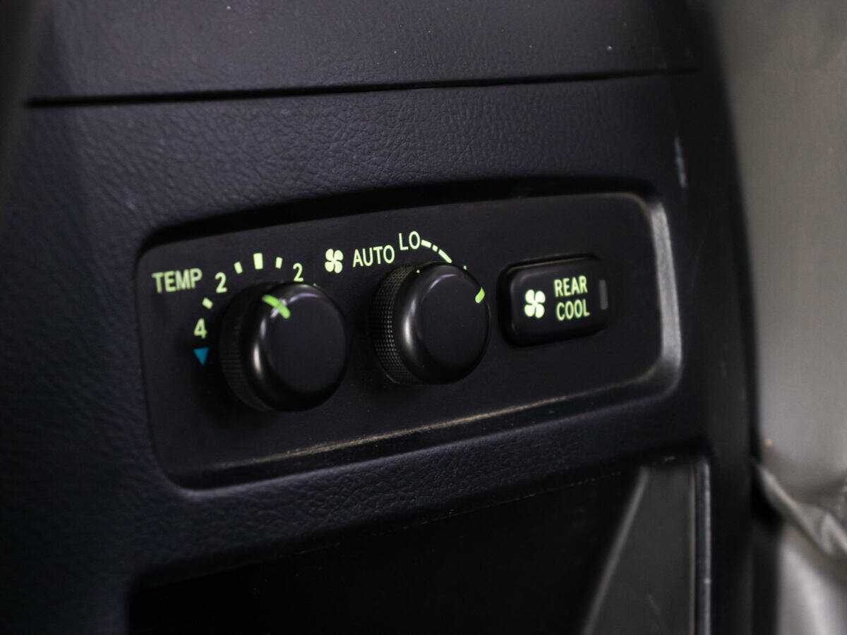 Купить Toyota Land Cruiser Prado 4-speed, 2003, 182 664 км, фото №16