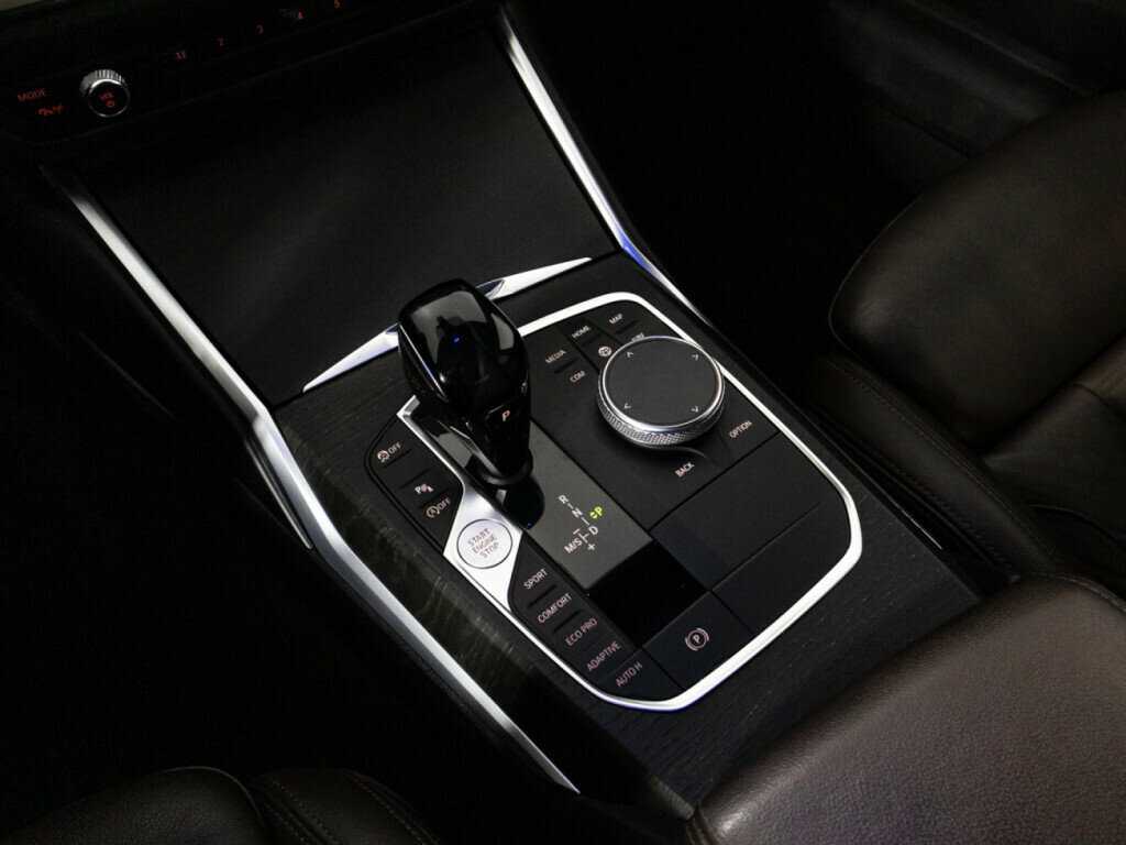 Купить BMW 3 серии 330i, 2019, 86 585 км, фото №19