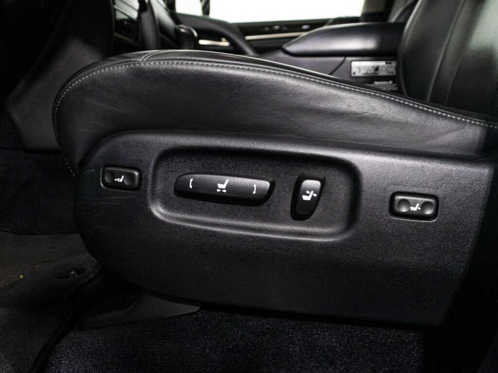 Купить Lexus LX 450d, 2017, 89 469 км, фото №24