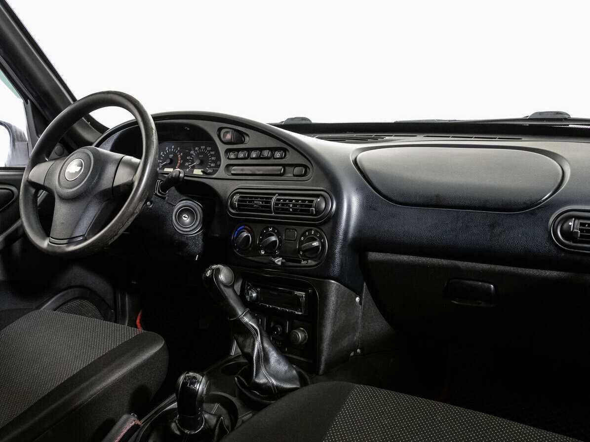 Купить Chevrolet Niva, 2011, 131 778 км, фото №9