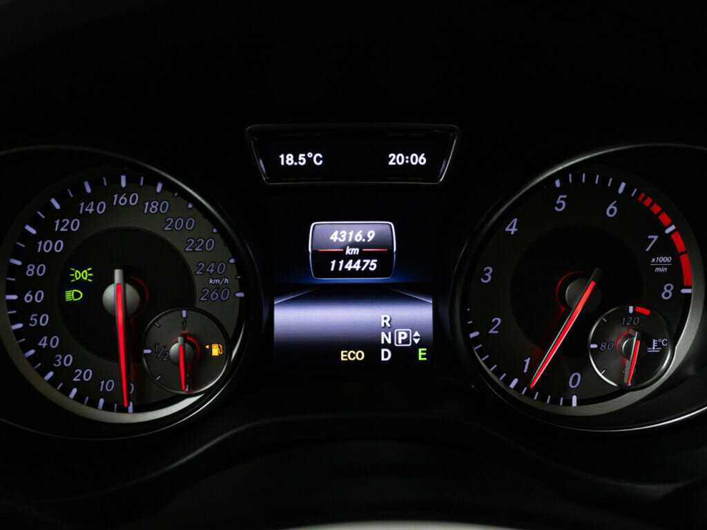 Купить Mercedes-Benz CLA 200, 2013, 114 473 км, фото №12