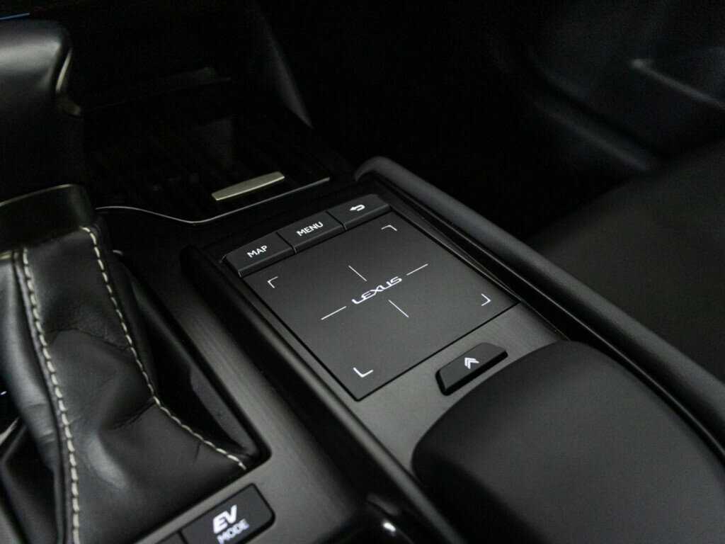 Купить Lexus ES 300h, 2020, 35 034 км, фото №22