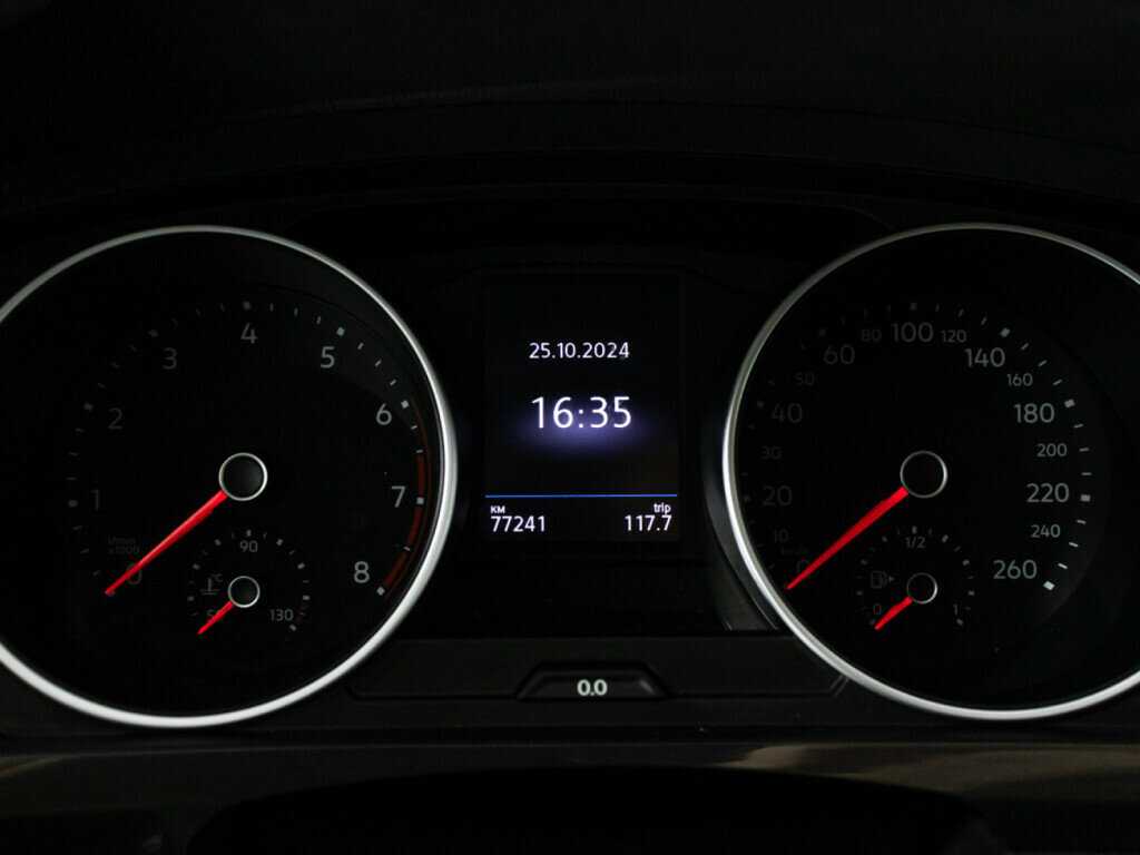 Купить Volkswagen Tiguan, 2018, 77 239 км, фото №12