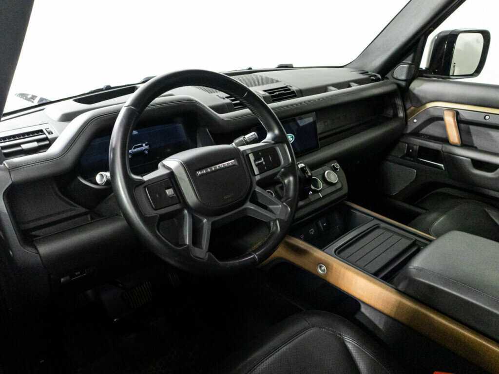 Купить Land Rover Defender 110, 2021, 76 500 км, фото №8