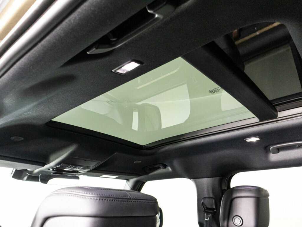 Купить Land Rover Defender 110, 2021, 76 500 км, фото №20