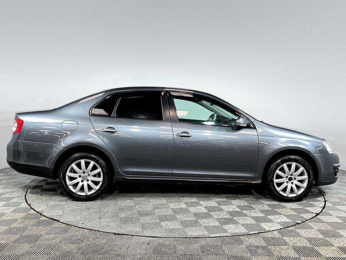 Купить Volkswagen Jetta, 2009, 200 566 км, фото №4