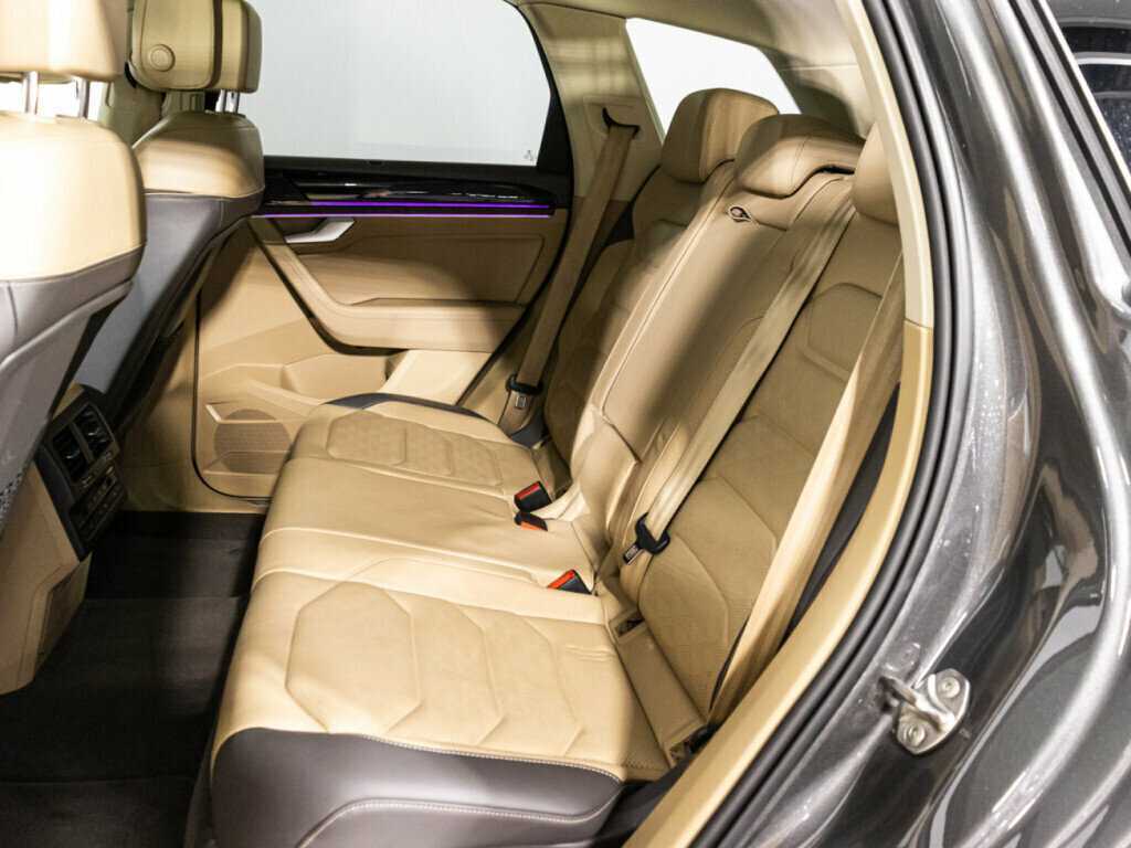 Купить Volkswagen Touareg, 2020, 92 975 км, фото №10
