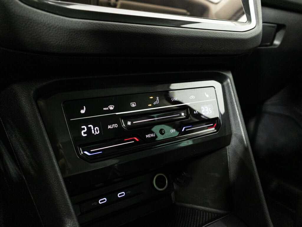 Купить Volkswagen Tiguan, 2020, 71 362 км, фото №16