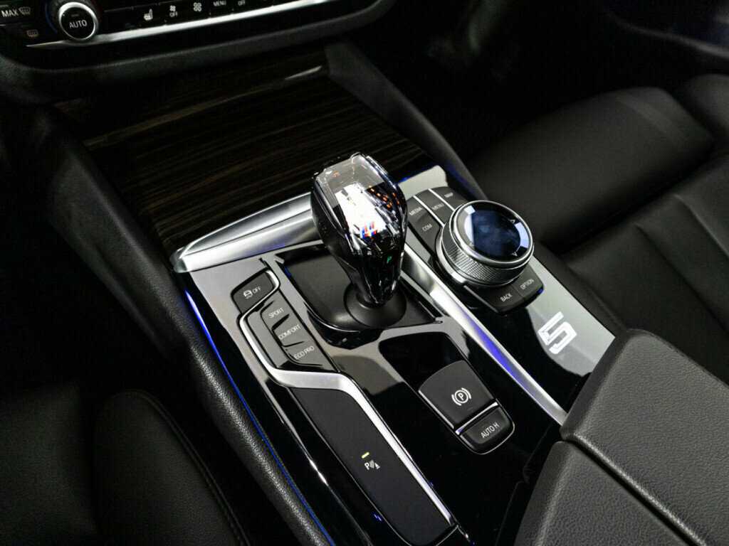 Купить BMW 5 серии 530i, 2019, 64 495 км, фото №19