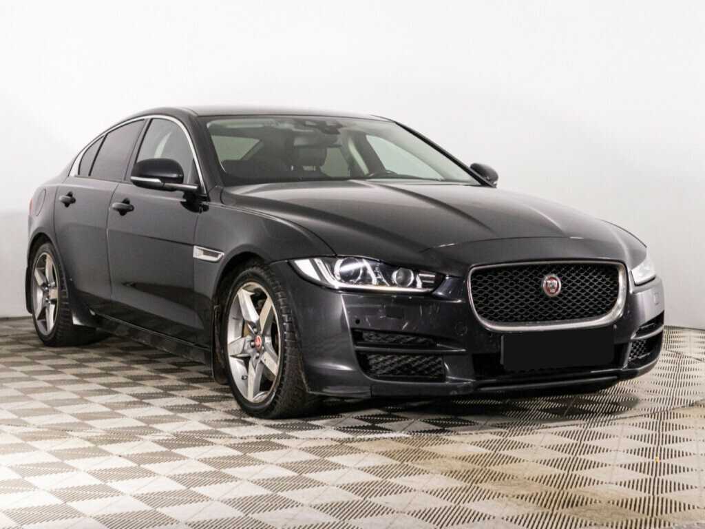 Jaguar XE