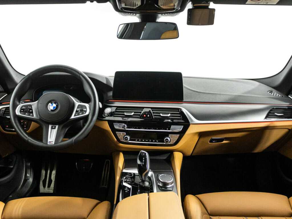 Купить BMW 5 серии 520i, 2023, 11 939 км, фото №13