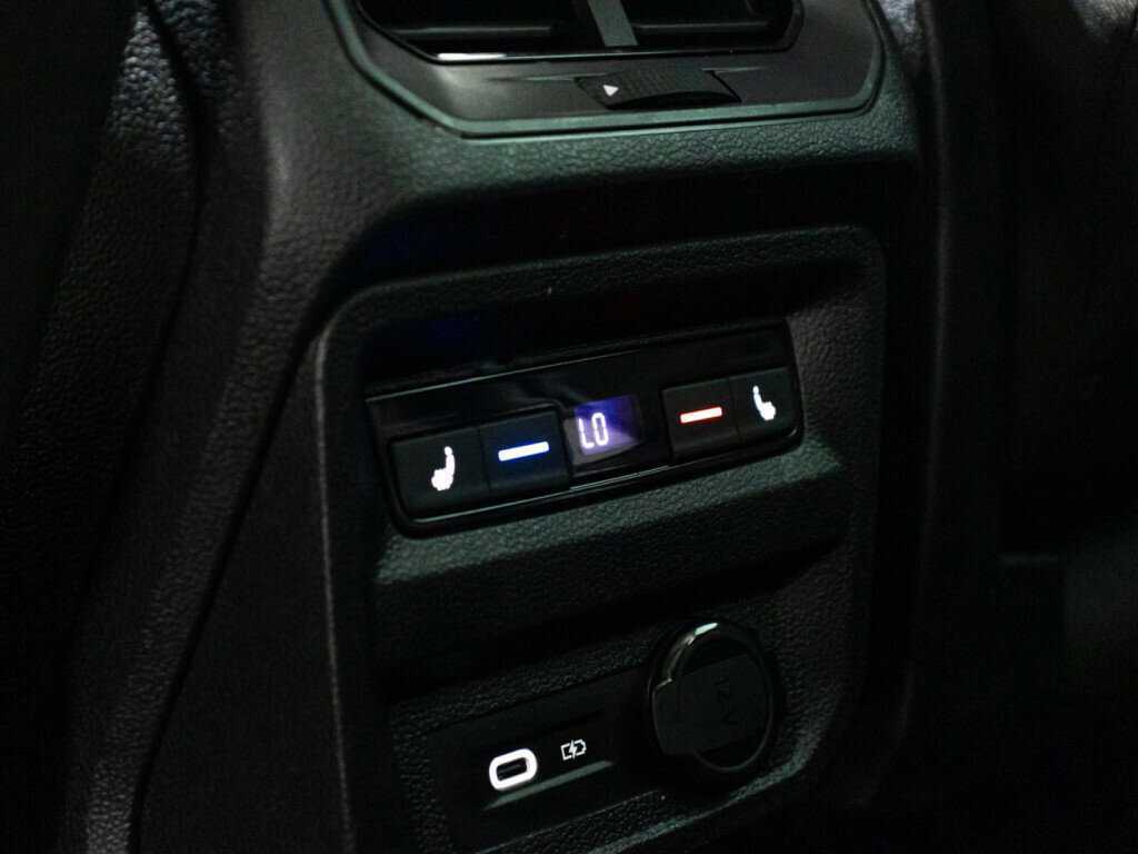 Купить Volkswagen Tiguan, 2021, 53 076 км, фото №22