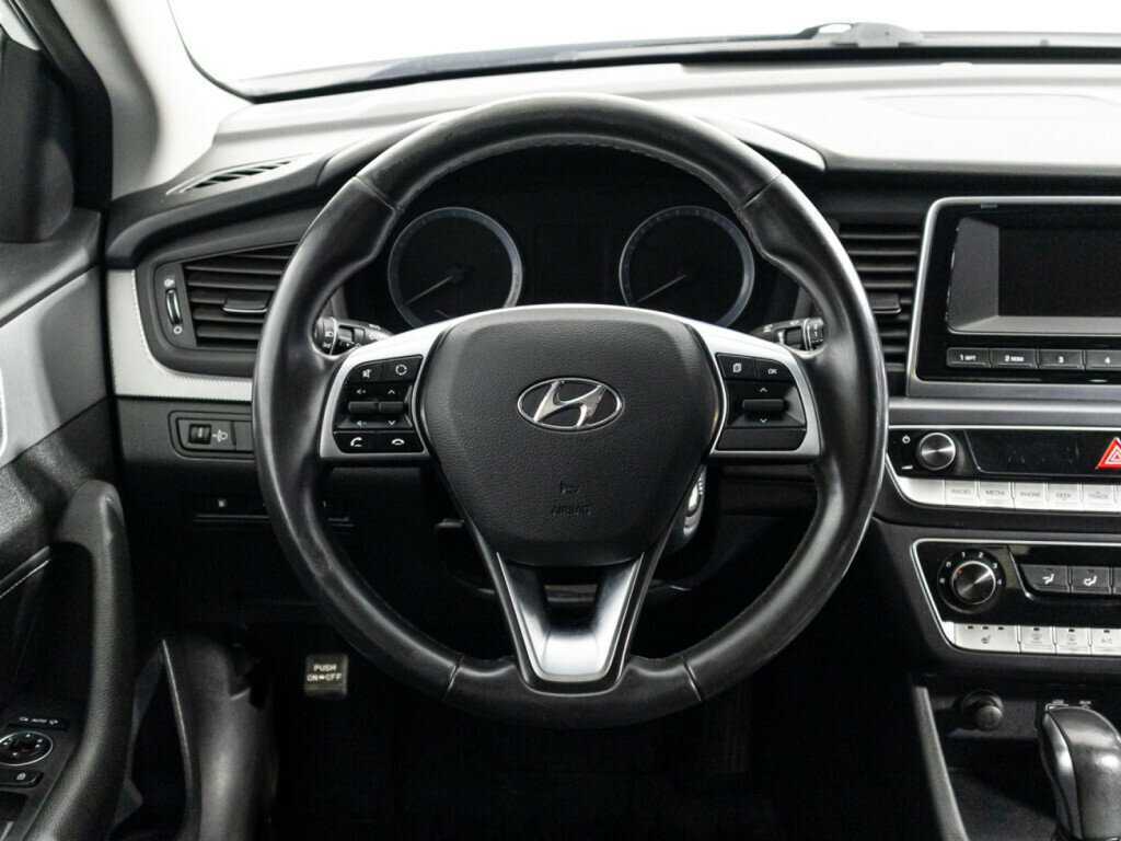 Купить Hyundai Sonata, 2019, 119 192 км, фото №17