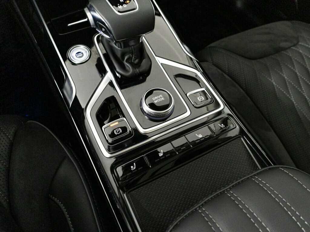 Купить Hongqi HS5, 2024, 9 394 км, фото №19