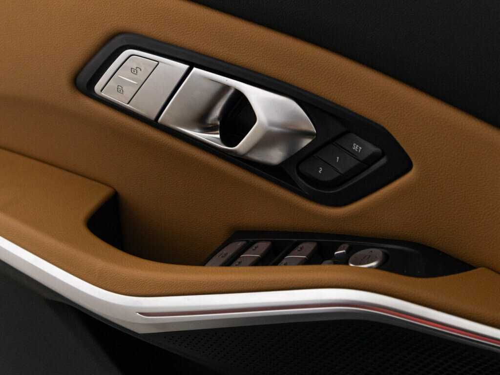 Купить BMW 3 серии 320i, 2023, 17 842 км, фото №20