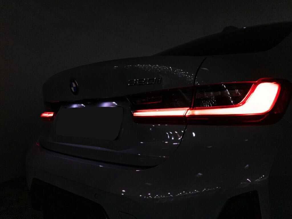 Купить BMW 3 серии 320i, 2023, 17 842 км, фото №28