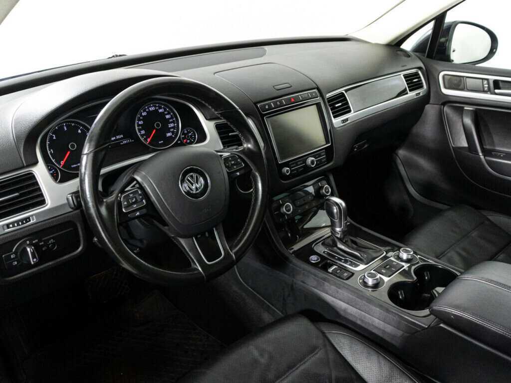 Купить Volkswagen Touareg, 2016, 146 960 км, фото №9