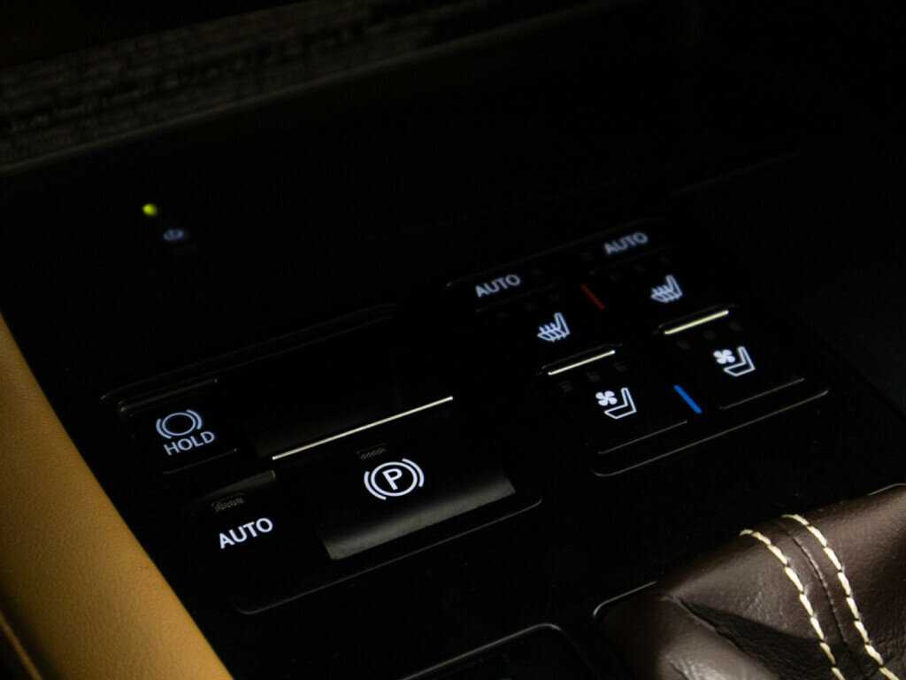 Купить Lexus RX 200t, 2017, 92 748 км, фото №19