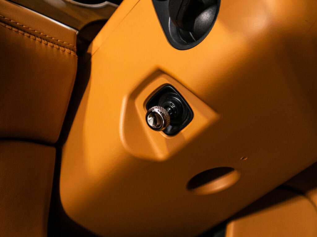 Купить Bentley Bentayga, 2019, 55 260 км, фото №24