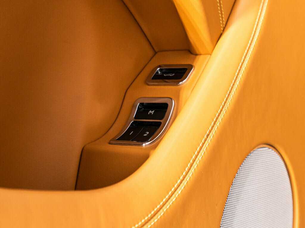 Купить Bentley Bentayga, 2019, 55 260 км, фото №26