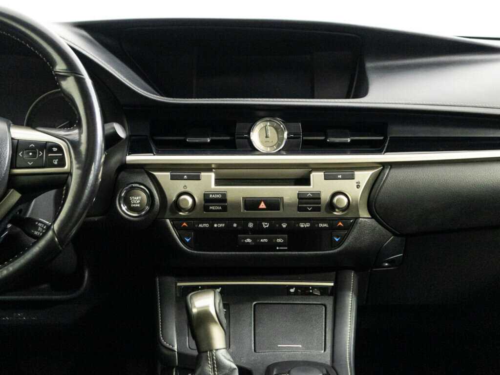 Купить Lexus ES 250, 2017, 166 743 км, фото №13