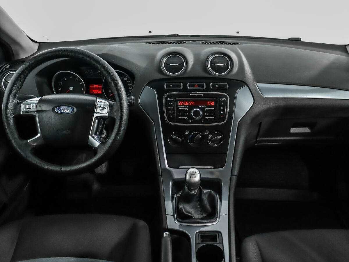 Купить Ford Mondeo, 2014, 249 508 км, фото №12