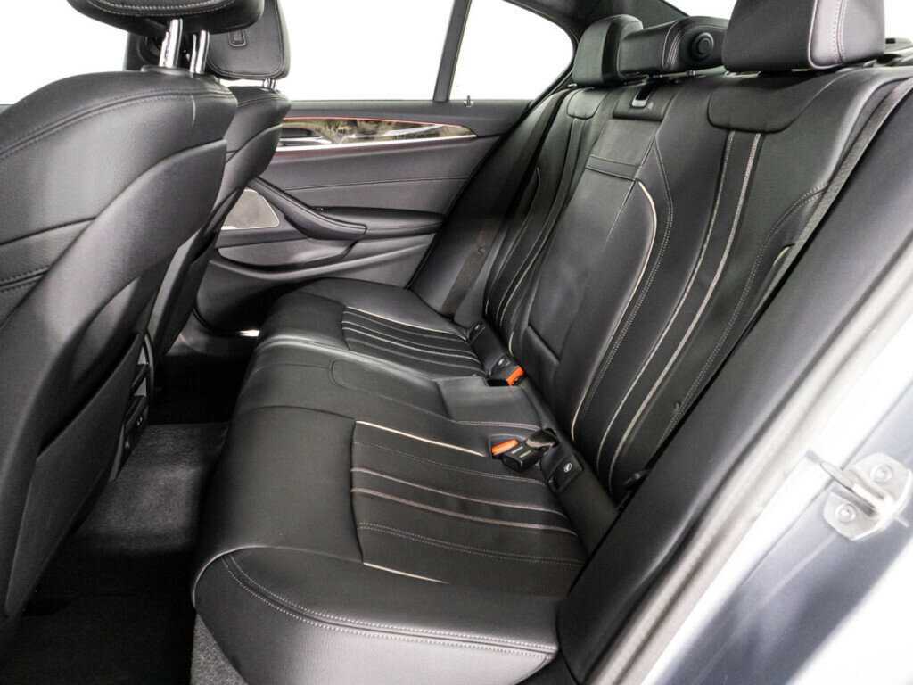 Купить BMW 5 серии 530e xDrive, 2022, 12 664 км, фото №10