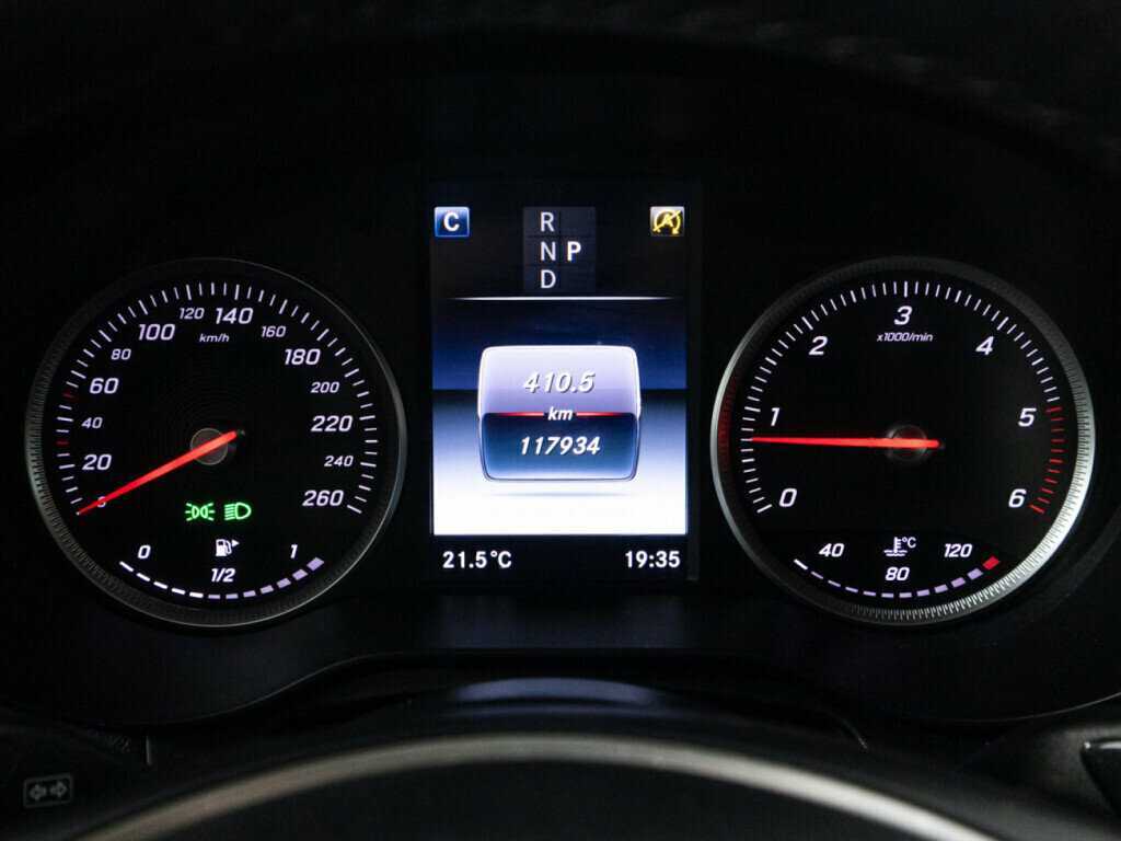 Купить Mercedes-Benz GLC 250 d, 2018, 117 932 км, фото №12