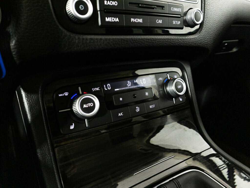 Купить Volkswagen Touareg, 2015, 148 841 км, фото №18