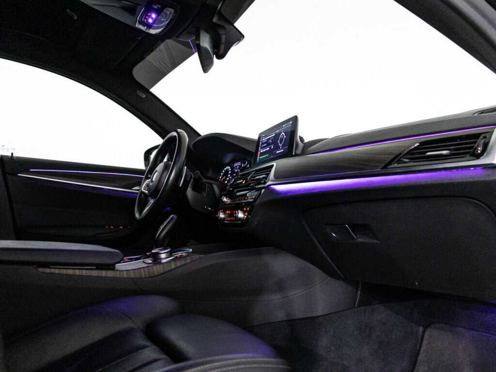 Купить BMW 5 серии 520d xDrive, 2021, 79 833 км, фото №34