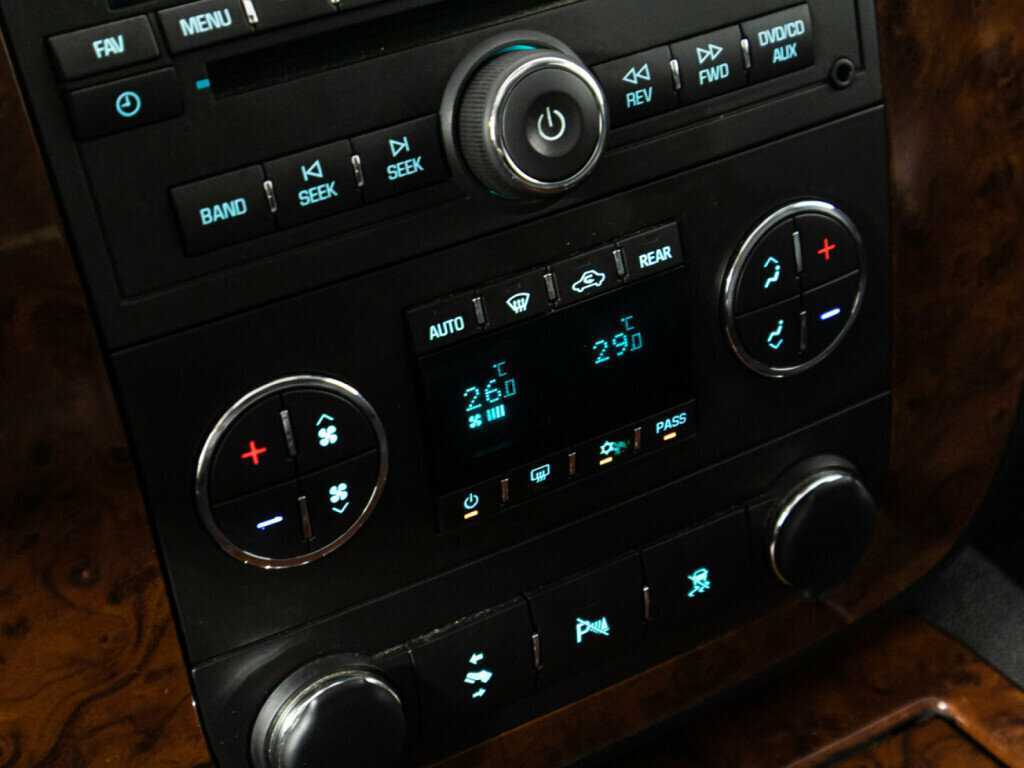 Купить Chevrolet Tahoe 6AT, 2011, 231 537 км, фото №16