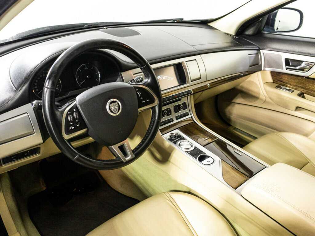 Купить Jaguar XF, 2011, 190 359 км, фото №11