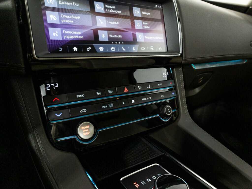 Купить Jaguar F-Pace, 2018, 76 223 км, фото №17
