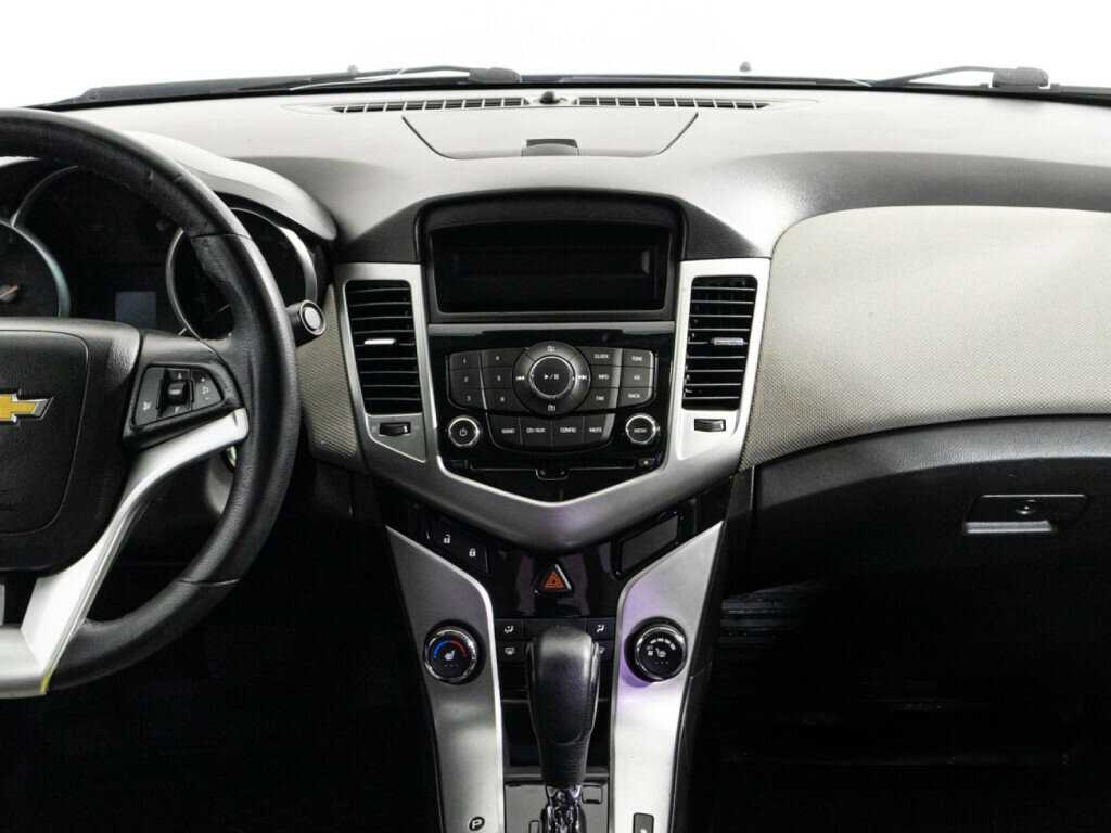 Купить Chevrolet Cruze, 2011, 244 133 км, фото №13