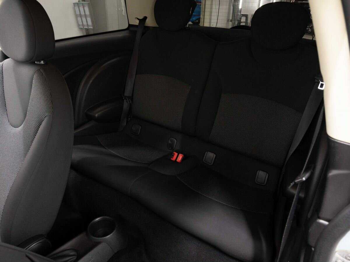 Купить Mini Hatch One, 2011, 210 805 км, фото №10