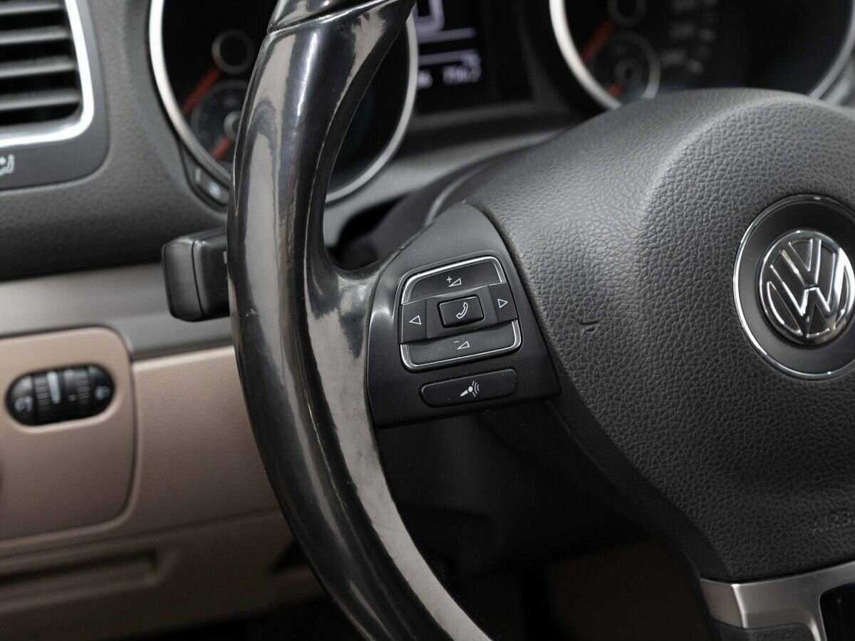 Купить Volkswagen Golf, 2011, 178 885 км, фото №13