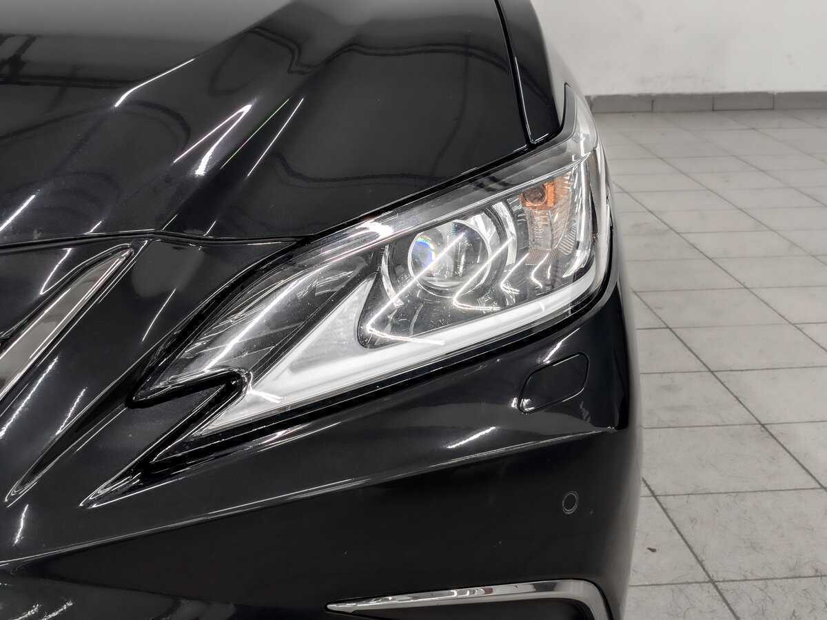Купить Lexus ES 250, 2021, 92 360 км, фото №17