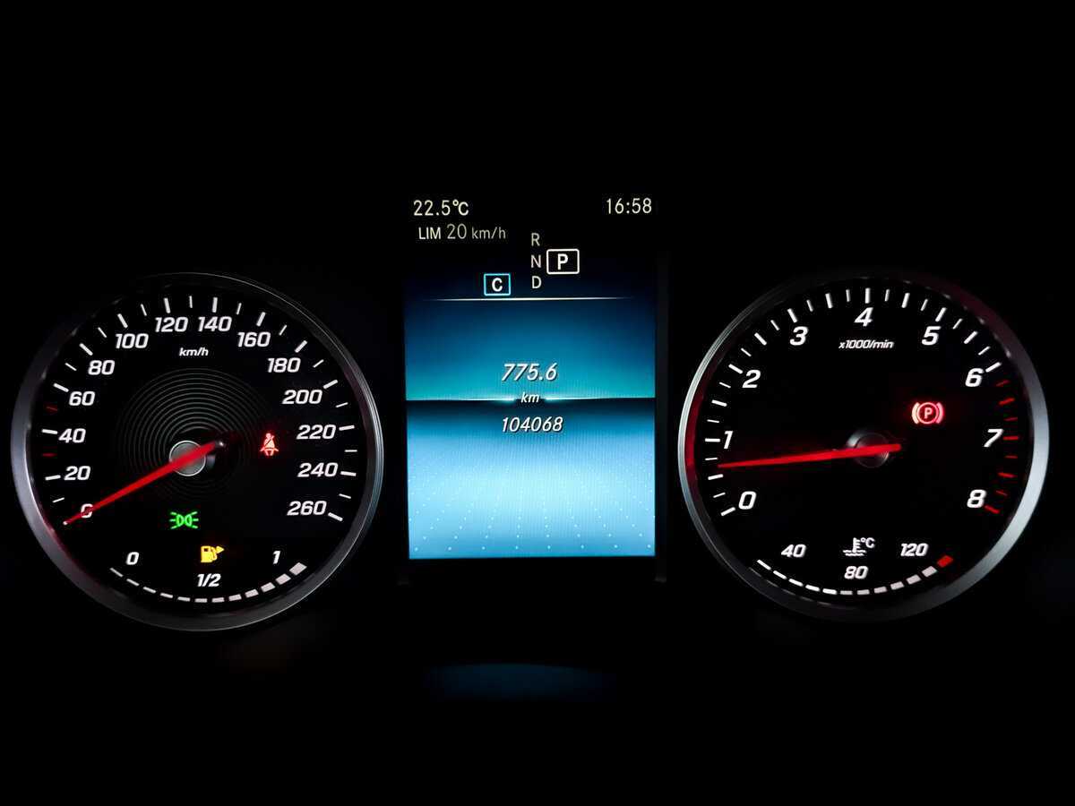 Купить Mercedes-Benz GLC 200, 2019, 104 056 км, фото №13