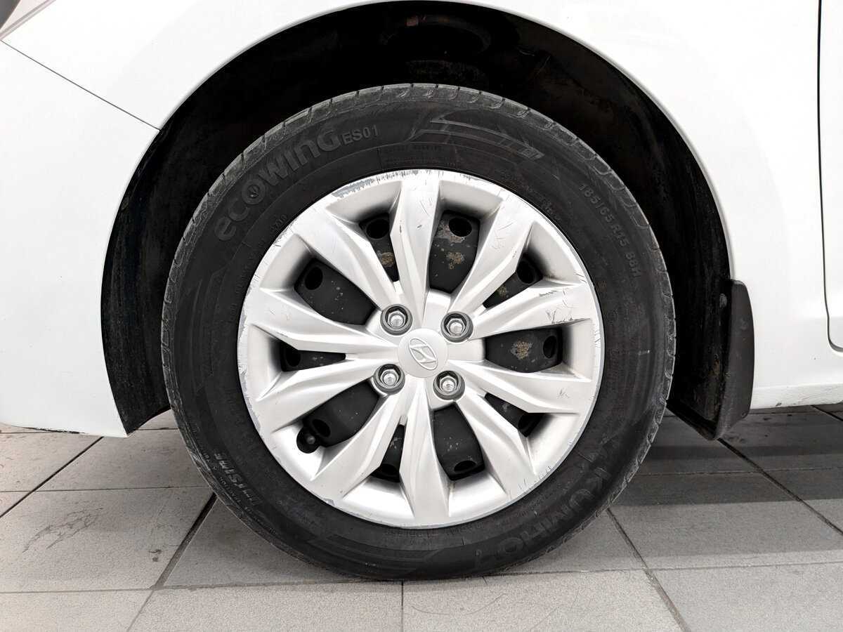 Купить Hyundai Solaris, 2017, 107 457 км, фото №18