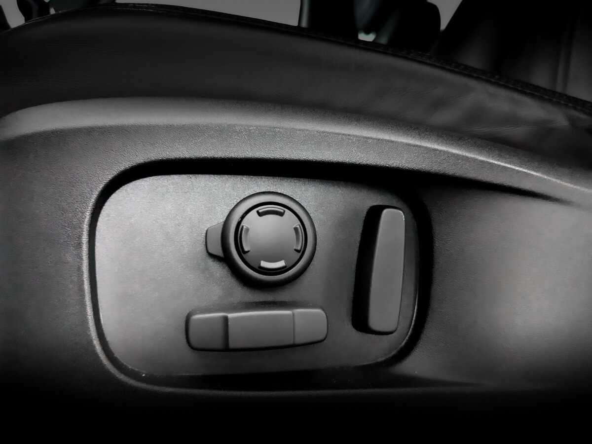 Купить Land Rover Defender 110, 2021, 61 571 км, фото №21