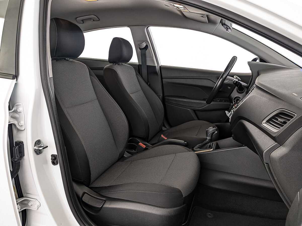 Купить Hyundai Solaris, 2017, 158 808 км, фото №24