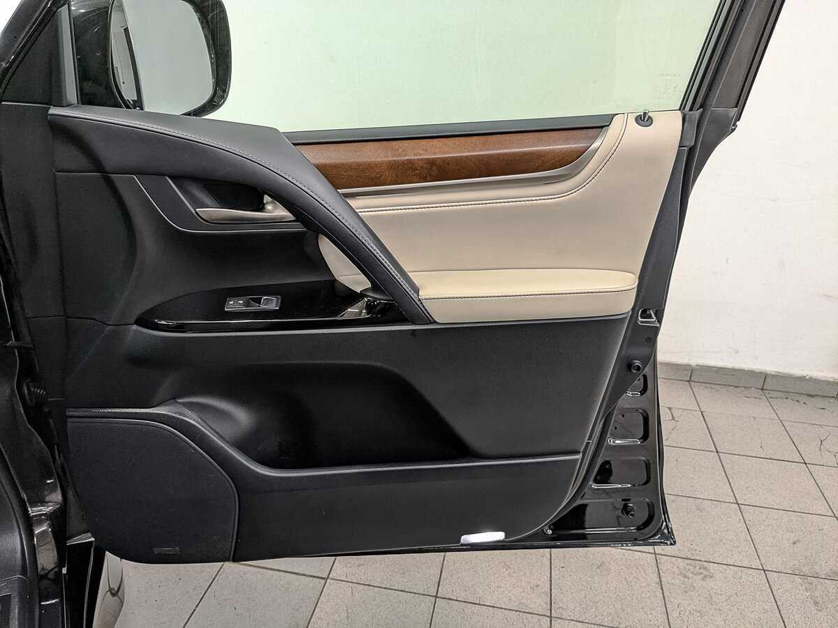 Купить Lexus LX 450d, 2018, 181 953 км, фото №25