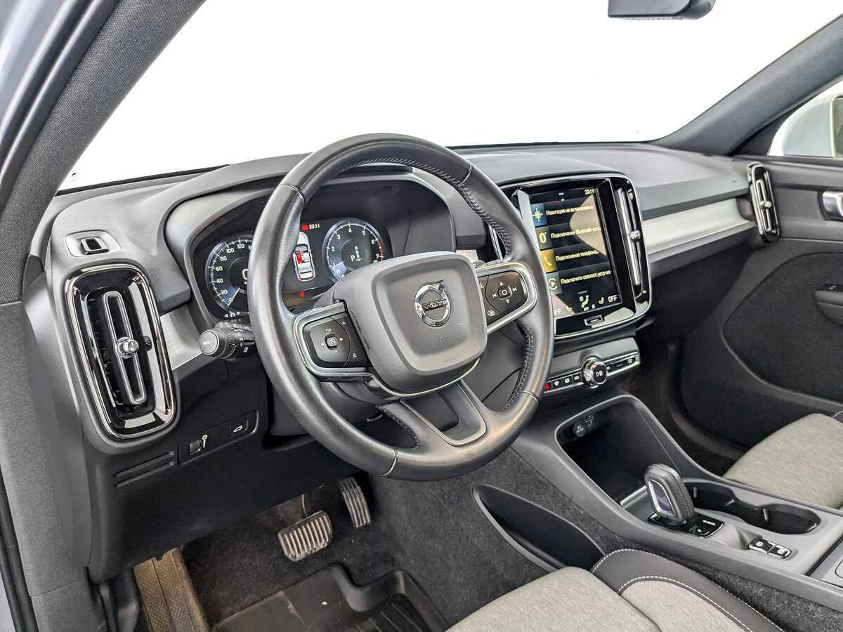 Купить Volvo XC40, 2021, 37 807 км, фото №16